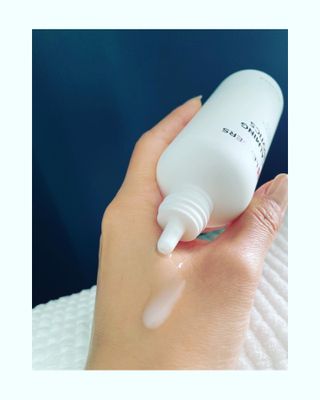 리더스코스메틱 리더스 카밍 바이오틱스 #1등 진정 기획세트 [에센스 워터150ml + 크림 마스크80ml] — 5점을 준 리뷰어가 2022년 9월 올린 사용 사진
