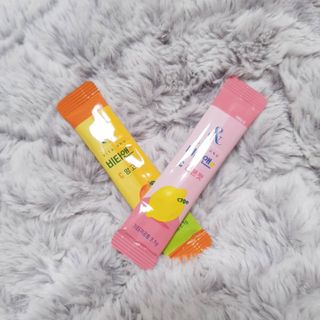 비타앤C 레몬맛, 망고맛 — 5점을 준 리뷰어가 2021년 5월 올린 사용 사진