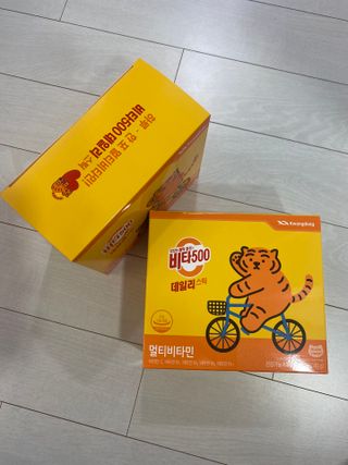광동제약 [광동] 비타500데일리스틱 70포X2개 + 뚱랑이엽서 + 쇼핑백 증정 — 5점을 준 리뷰어가 2022년 10월 올린 사용 사진