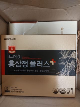 서울약사신협_투데이홍삼정플러스스틱_10g x 30포 — 5점을 준 리뷰어가 2021년 7월 올린 사용 사진