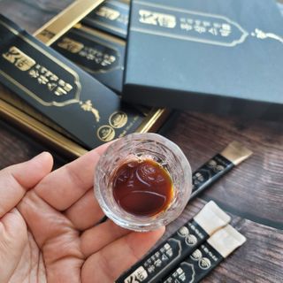헬스업_천명진프리미엄홍삼스틱_10ml x 30포 — 5점을 준 리뷰어가 2021년 1월 올린 사용 사진
