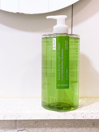 닥터시드 티트리 앤 라임 비건 지성케어 쿨 탈모 샴푸 (1000ml) — 4점을 준 리뷰어가 2024년 4월 올린 사용 사진