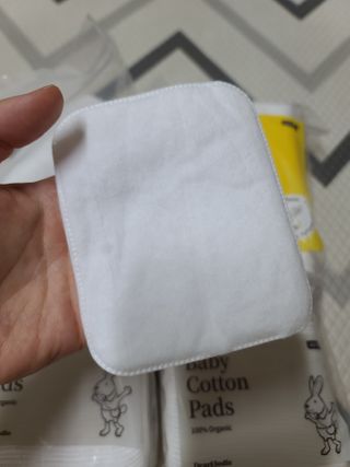 디어엘로디 프리미엄 유기농 베이비 솜티슈 40매 3 + 1 PACK — 5점을 준 리뷰어가 2021년 2월 올린 사용 사진