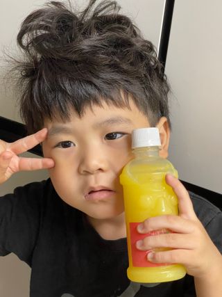 탐라원 제주의 맛, 몬딱주스 4종세트 - 한라봉몬딱주스, 천혜향몬딱주스, 청귤에이드, 당근몬딱주스 — 4점을 준 리뷰어가 2021년 7월 올린 사용 사진