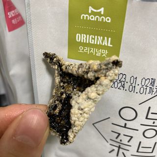 오봉산꽃부각 [만나식품] 오봉산 꽃부각 3가지 맛(오리지널, 새우맛, 매운고추맛) — 4점을 준 리뷰어가 2023년 1월 올린 사용 사진