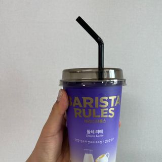 바리스타룰스 돌체 라떼 — 5점을 준 리뷰어가 2023년 4월 올린 사용 사진
