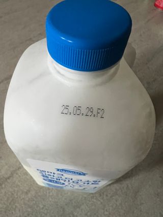 프리_[덴마크] 진하고 더 고소한 플레인 요거트 1.8L — 5점을 준 리뷰어가 2025년 5월 올린 사용 사진