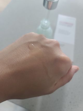 오투에니원 갈락토미세스 리바이탈라이징 프리미엄 화이트닝 에센스 50ml — 5점을 준 리뷰어가 2022년 12월 올린 사용 사진