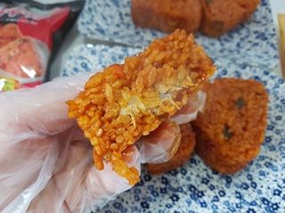 삼양냉동 [삼양] 불닭참치마요구운주먹밥+불닭볶음김치구운주먹밥 2세트구성 — 5점을 준 리뷰어가 2021년 2월 올린 사용 사진