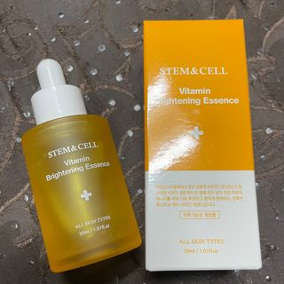 체르엠 스템앤셀 비타민 브라이트닝 에센스 30ml 1개 — 5점을 준 리뷰어가 2021년 10월 올린 사용 사진