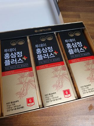 서울약사신협_투데이홍삼정플러스스틱_10g x 30포 — 5점을 준 리뷰어가 2021년 5월 올린 사용 사진