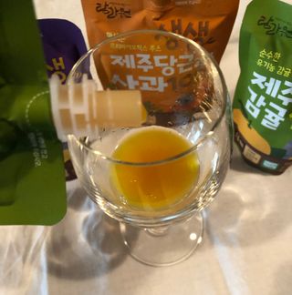 탐라원 건강 어린이 주스, 생생한 주스 3종 - 유기 감귤 주스, 당근과 사과 주스, 감귤 주스 — 5점을 준 리뷰어가 2021년 10월 올린 사용 사진