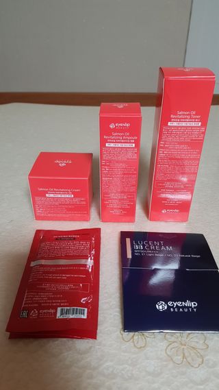 아이앤립 / EYENLIP 아이앤립 연어오일 리바이탈라이징 토너+앰플+크림 3종 세트 — 5점을 준 리뷰어가 2021년 7월 올린 사용 사진