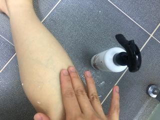 카오리온코스메틱스 곡물 바디 필링 스프레이 — 3.5점을 준 리뷰어가 2021년 7월 올린 사용 사진