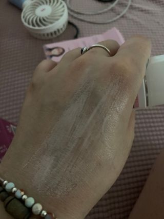 [아이쁨] 무궁화 물든 동백톤업크림 50ml. — 4점을 준 리뷰어가 2021년 8월 올린 사용 사진