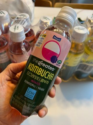 더그레잇티 콤부차 [매일유업] 더그레잇티 44kcal 콤부차 300ml *12개입 (오리지널 6개+베리리치 6개) — 5점을 준 리뷰어가 2023년 8월 올린 사용 사진