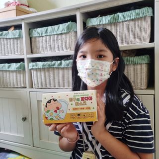 [숨그림] 덴탈마스크 짱구 우리아이 그리고 내가 쓰는 믿을수있는 케릭터 마스크 — 5점을 준 리뷰어가 2021년 9월 올린 사용 사진