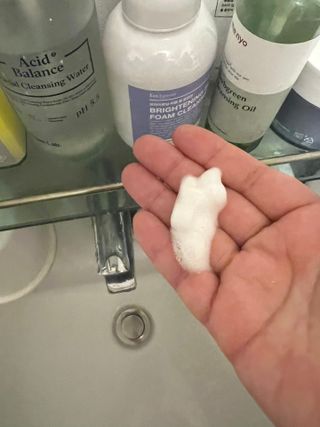 약손명가코스메틱 에오스보떼 브라이트닝 버블 폼 클렌징 300ml — 5점을 준 리뷰어가 2022년 1월 올린 사용 사진