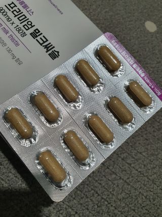 [푸름웰니스] 프리미엄 밀크씨슬 (900mgX180정) — 5점을 준 리뷰어가 2022년 4월 올린 사용 사진