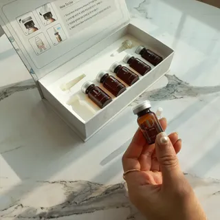 제이앤디바이오 앙코르 블랑 브라이트닝 앰플 — 5점을 준 리뷰어가 2022년 2월 올린 사용 사진