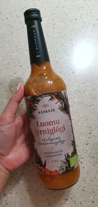 H365 [Kaskein Luomutyrniglögi] 핀란드 전통 무알콜 멀드와인 시벅톤 글로기 — 4점을 준 리뷰어가 2021년 5월 올린 사용 사진