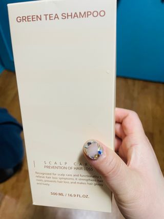 프리마인 더이상 뻣뻣하고 효과없는 탈모샴푸는 NO. 근본부터 케어하는 셀베이스 그린티샴푸(500ml) — 2점을 준 리뷰어가 2023년 2월 올린 사용 사진