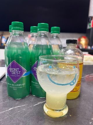 몽베스트 Montbest with Sparkling water Plain 20병 — 4점을 준 리뷰어가 2021년 10월 올린 사용 사진
