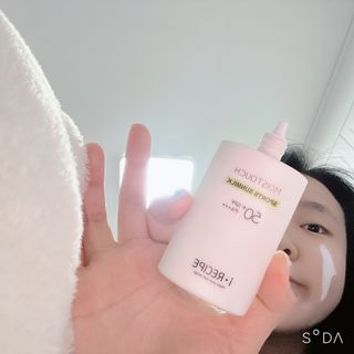 아이레시피 모이스트터치 스포츠 선밀크 50ml (SPF50+ PA+++) — 4점을 준 리뷰어가 2023년 6월 올린 사용 사진