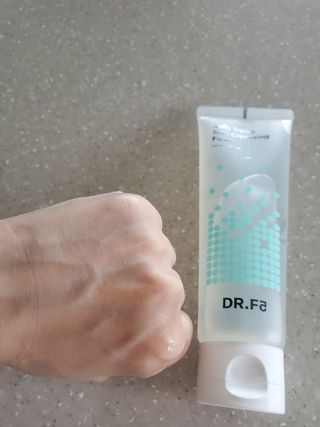 닥터에프파이브 젤리스크럽 소프트 클렌징폼 120ml — 5점을 준 리뷰어가 2022년 5월 올린 사용 사진