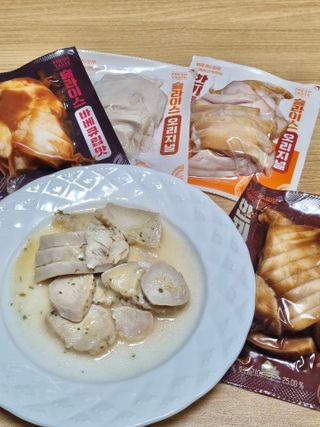한끼통살 슬라이스 닭가슴살 — 4.5점을 준 리뷰어가 2023년 2월 올린 사용 사진