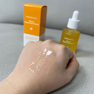 체르엠 스템앤셀 비타민 브라이트닝 에센스 30ml 1개 — 5점을 준 리뷰어가 2022년 4월 올린 사용 사진