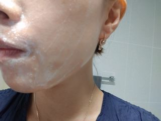 닥터에프파이브 젤리스크럽 소프트 클렌징폼 120ml — 5점을 준 리뷰어가 2022년 6월 올린 사용 사진