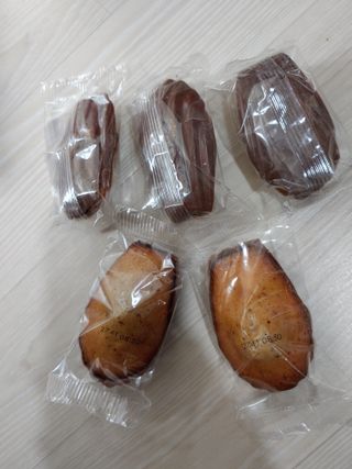 [메종콜리브리] 프랑스 마들렌 메종콜리브리 헤이즐넛 마들렌 2팩 — 5점을 준 리뷰어가 2021년 11월 올린 사용 사진