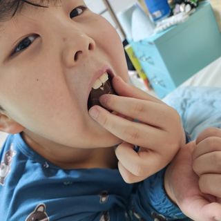 (주) 피치코리아 짱구 초코마시멜로우 X 10개입 — 5점을 준 리뷰어가 2023년 3월 올린 사용 사진