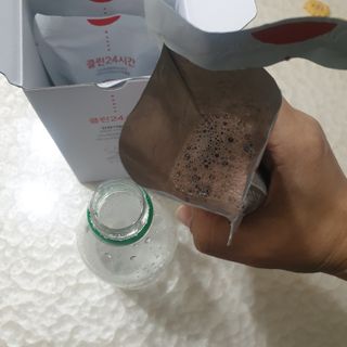 클린24시간 1BOX(5포) + 전용보틀(500ml) — 4점을 준 리뷰어가 2023년 2월 올린 사용 사진