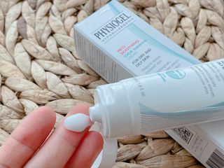 피지오겔 레드수딩 시카밸런스 크림 50ml — 5점을 준 리뷰어가 2022년 4월 올린 사용 사진