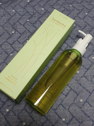스킨큐어 산다화 순한 클렌징 동백 오일 200ml — 5점을 준 리뷰어가 2023년 5월 올린 사용 사진