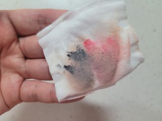 [후르디아] 눈시림없는 올영 립앤아이 리무버 — 5점을 준 리뷰어가 2024년 4월 올린 사용 사진