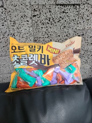 델리스 오트 밀키 초콜릿 바 — 5점을 준 리뷰어가 2022년 3월 올린 사용 사진