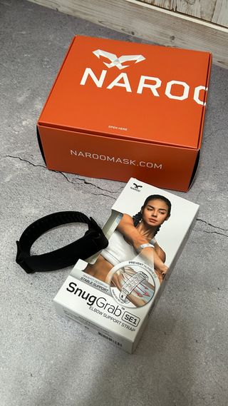 NAROO 스너그그랩 SE1 가볍고 통기성 좋은 엘보 팔꿈치 보호대 — 5점을 준 리뷰어가 2023년 3월 올린 사용 사진