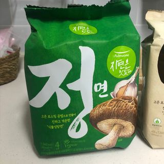 [풀무원] 자연은맛있다 정면, 백면, 홍면  세트 — 5점을 준 리뷰어가 2021년 4월 올린 사용 사진