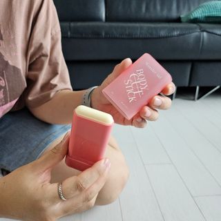 프리[원더에이드] 바디컷 스틱 — 5점을 준 리뷰어가 2024년 7월 올린 사용 사진