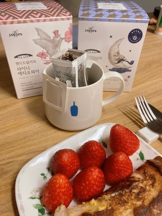 (주)쟈뎅 쟈뎅 클래스 핸드 드립 커피 10P 2종_디카페인 1종+랜덤 플레이버 1종 — 4점을 준 리뷰어가 2021년 3월 올린 사용 사진