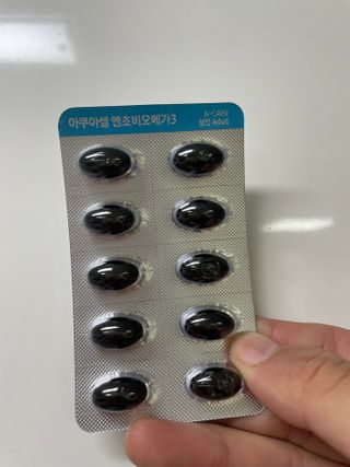 메디포스트 모비타 아쿠아셀 엔초비오메가3 60캡슐 — 5점을 준 리뷰어가 2022년 12월 올린 사용 사진
