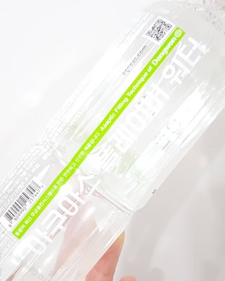 아쿠아스 플레이버워터 ★[아쿠아스] 제로칼로리 플레이버워터 복숭아/청포도 1BOX 20개입 — 5점을 준 리뷰어가 2021년 4월 올린 사용 사진