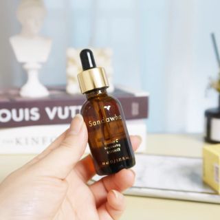 스킨큐어 산다화 비타민c 화이트닝 에센스 30ml — 5점을 준 리뷰어가 2023년 10월 올린 사용 사진