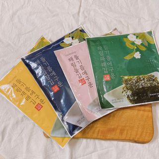 [해림맛김] 들기름에 구운 바삭바삭 김 4종 세트 + 1종 랜덤발송 총5개입 — 4.5점을 준 리뷰어가 2021년 2월 올린 사용 사진
