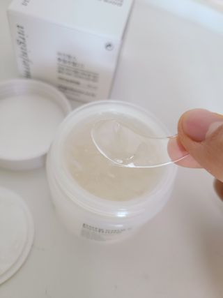 [버진팜스]모공 정돈에서 진정까지 한번에 푸딩수딩2.0 — 5점을 준 리뷰어가 2020년 12월 올린 사용 사진