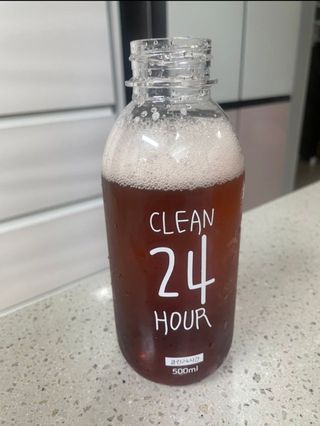 클린24시간 1BOX(5포) + 전용보틀(500ml) — 5점을 준 리뷰어가 2022년 10월 올린 사용 사진