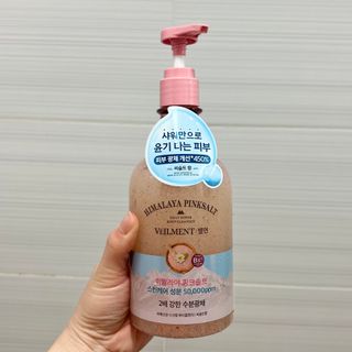 벨먼 내추럴스파 수분광채 스크럽 바디워시 600ml 5종 — 5점을 준 리뷰어가 2022년 5월 올린 사용 사진